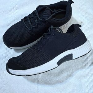 Women's Orthofeet Navy & White Slip-on Sneakers Size 10M